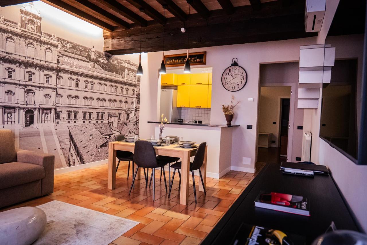 Old Town - Boutique Rooms Modena Bagian luar foto