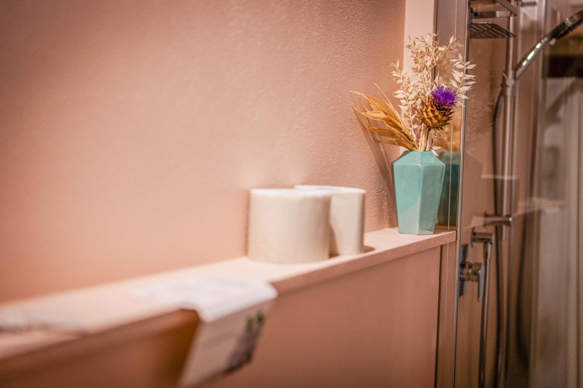 Old Town - Boutique Rooms Modena Ruang foto